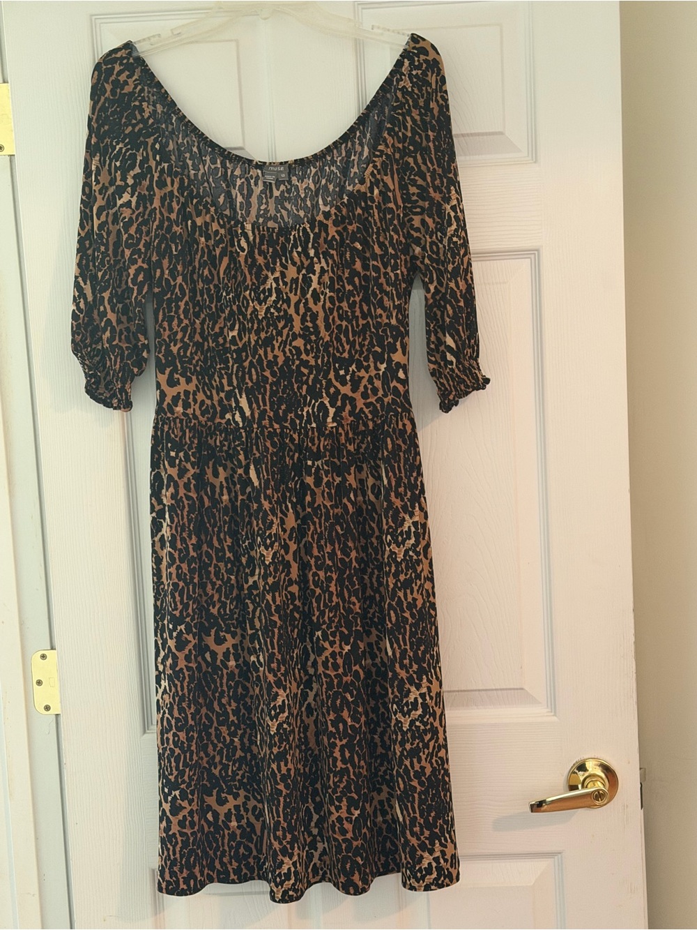 Leopard Print Scoop-Neck Midi Dress - Black & Brown
